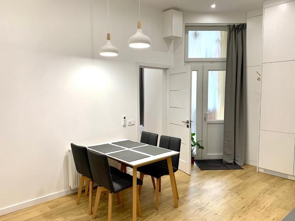 Colton Budapest Paulay Apartments Екстер'єр фото