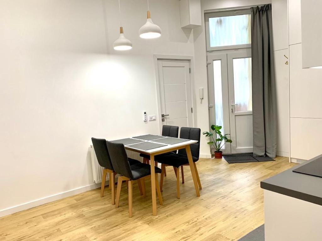 Colton Budapest Paulay Apartments Екстер'єр фото