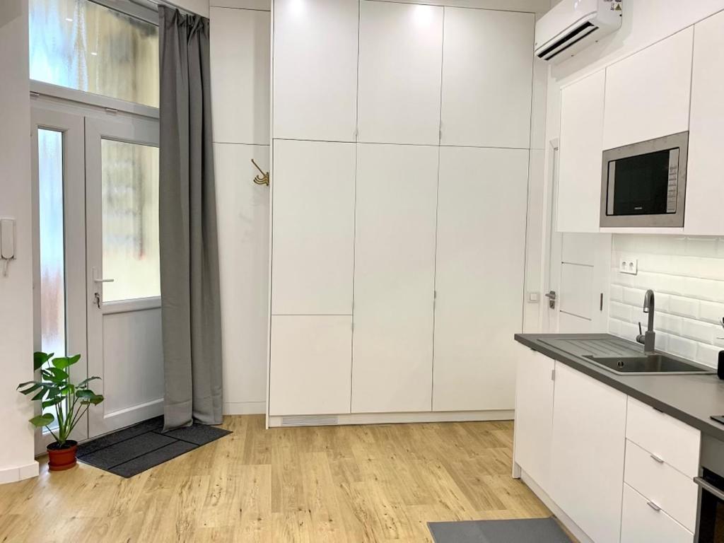 Colton Budapest Paulay Apartments Екстер'єр фото